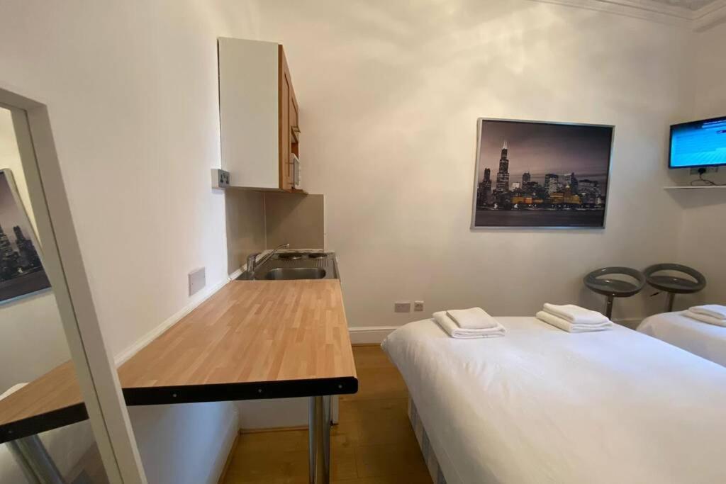 F6-Comfy Ground Flr Studio Fits 4- Near Paddington Londres Exterior foto